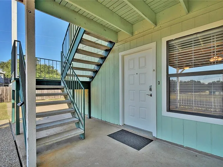 20800 Bonanza St #A — Photo 2