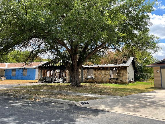 3rd image of 8312 Glen Ct