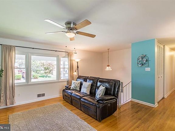 5th image of 12604 Harbor Dr