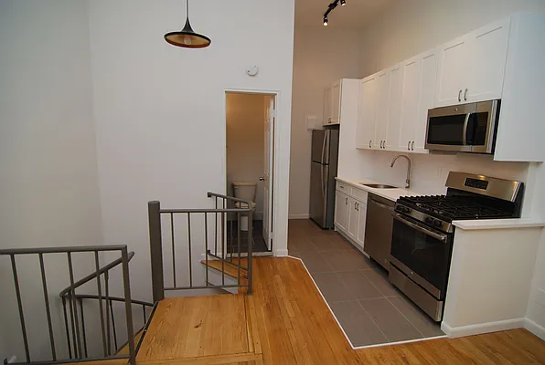 Rented by Building Equity Management LLC | media 24