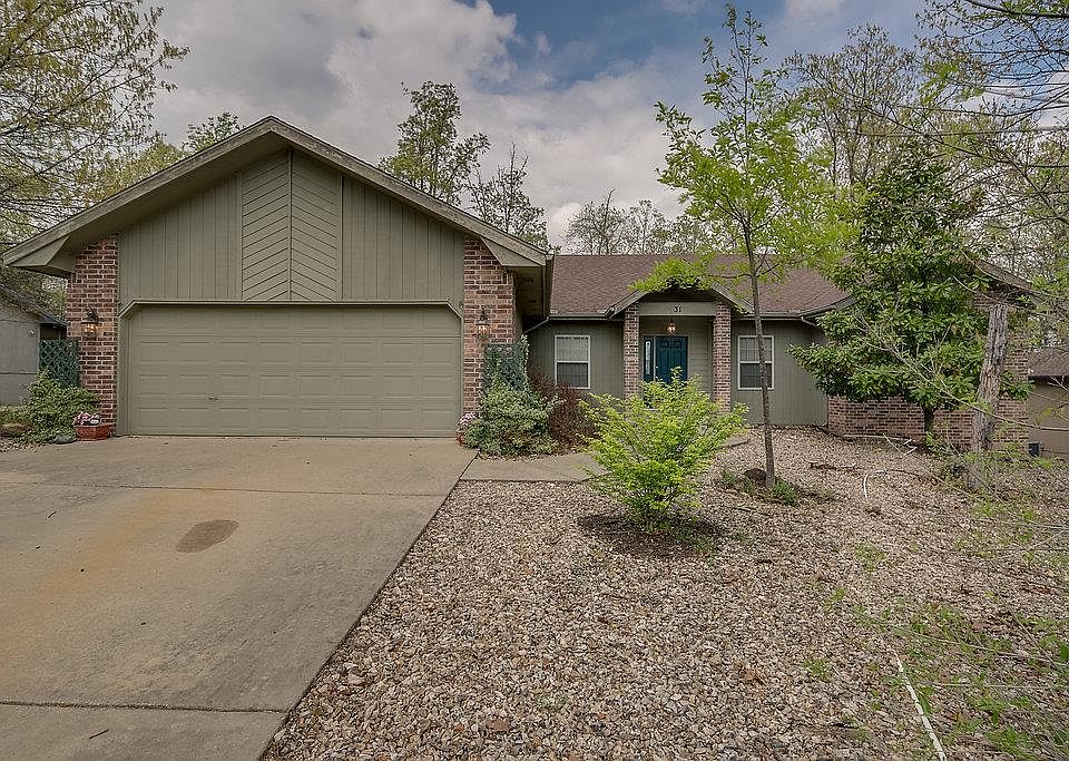 1st image of 31 Cambria Dr