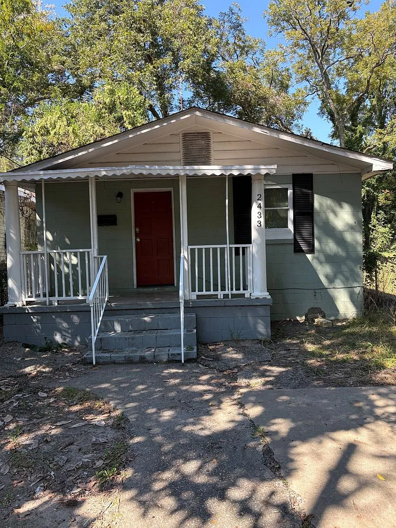2 bed 1 bath house near Five Points! $975/month - All new appliances! — Photo 1