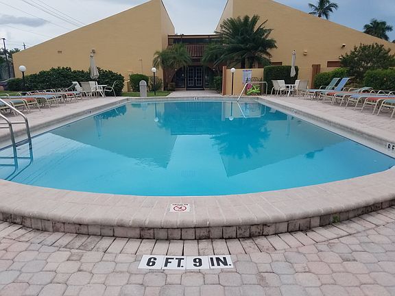 2nd image of 6146 Whiskey Creek Dr APT 723