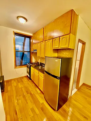 Rented by Douglas Elliman | media 7