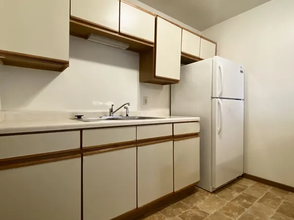 The Bungalows of Chisago, 29805 Sportsman Dr #11025, Chisago City, MN 55013