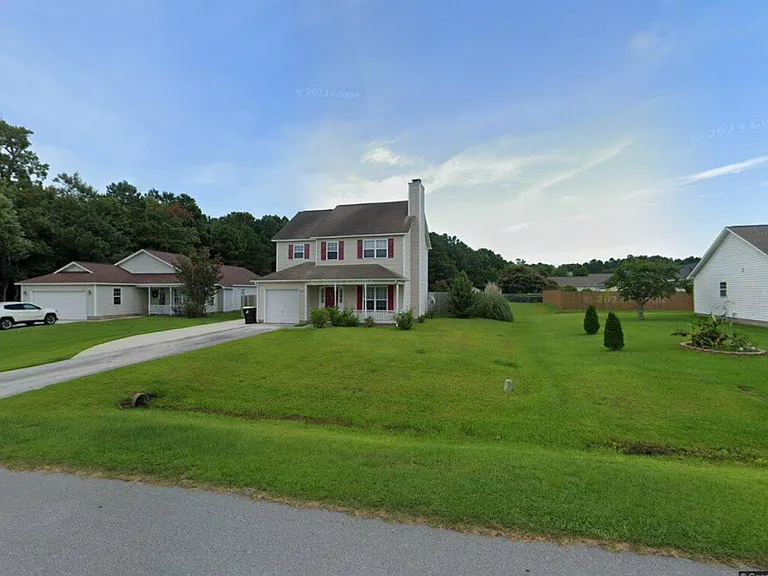 104 Ryan Glenn Dr — Photo 1