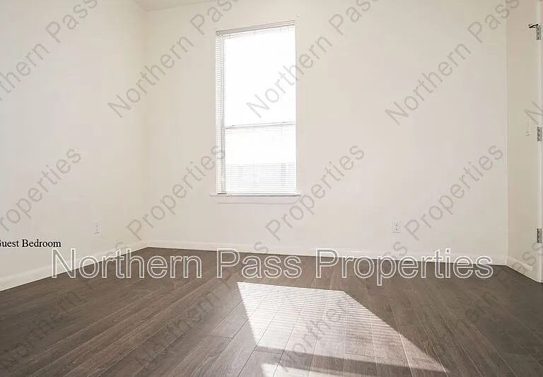 6262 Woodrow Bean #6 — Photo 14