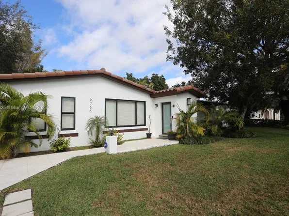 9755 SW 143rd Dr, Miami, FL 33176