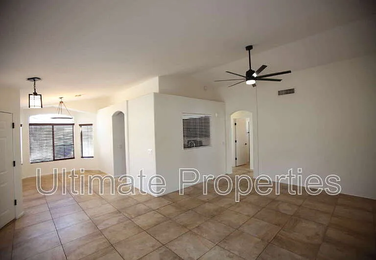 6504 W Saddlehorn Rd — Photo 3