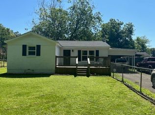 84 Vivian Ct, Florence, AL 35633