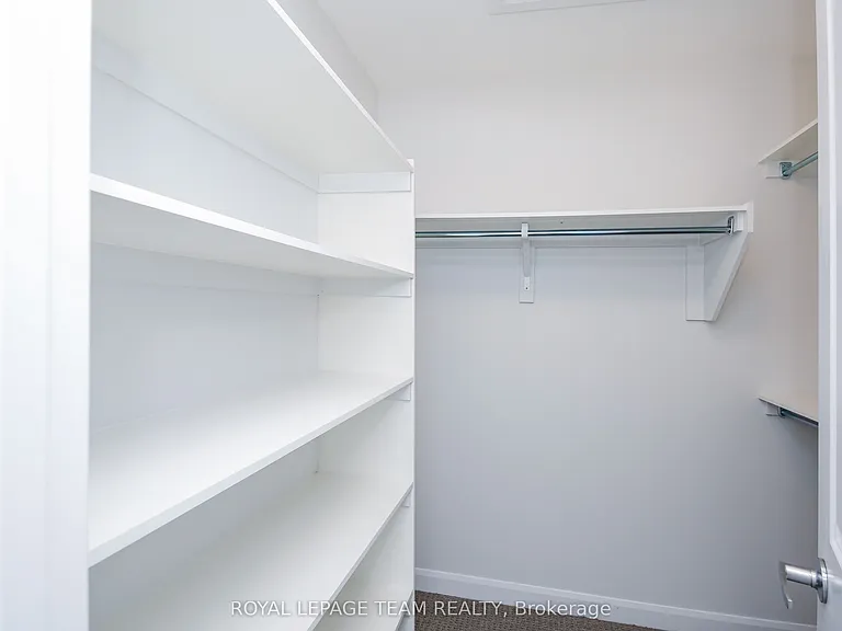 645 Hamsa St — Photo 29