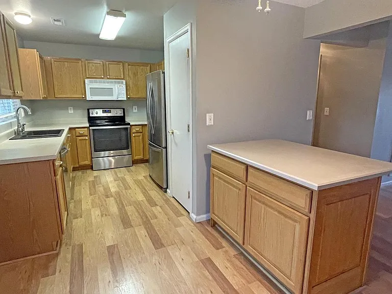 6591 Cache Dr — Photo 8