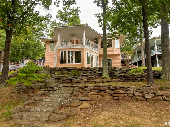 2452 Egyptian Hills Dr, Creal Springs, IL 62922