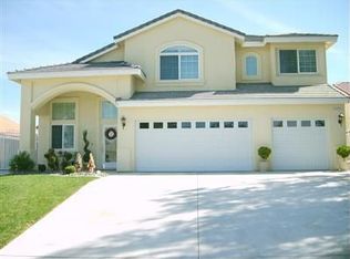 13193 Schooner Dr, Victorville, CA 92395