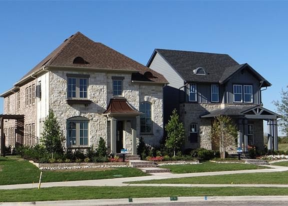 4th image of 1056 Fullerton Dr