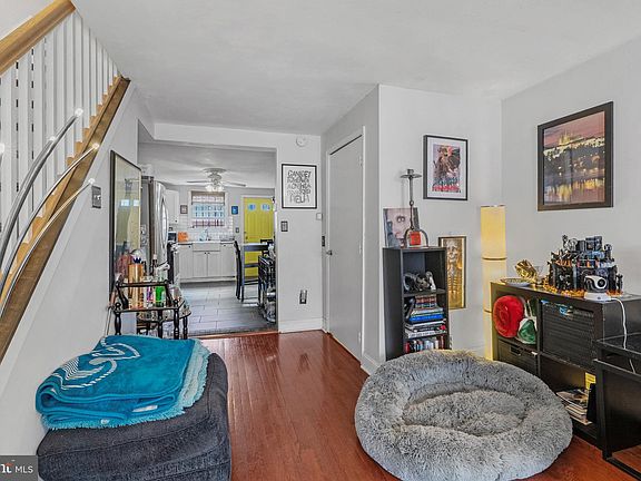 5th image of 2443 S Alder St