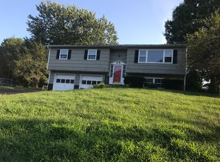131 Purple Martin Rd, Montgomery, NY 12549