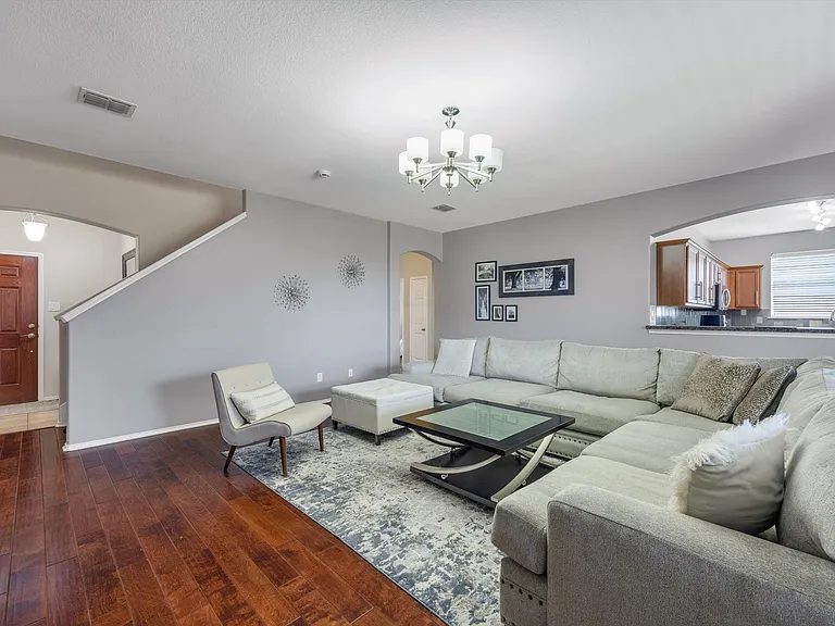 200 Shadybrook Dr — Photo 8
