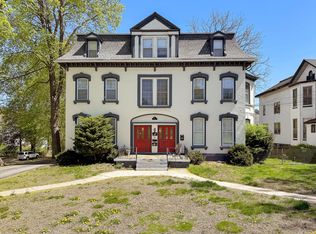 221 Broadway, Norwich, CT 06360