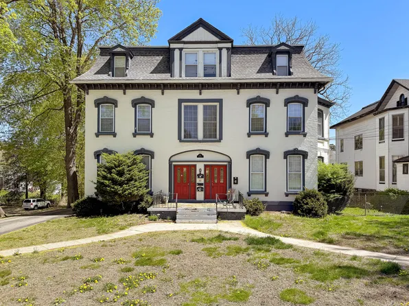 221 Broadway, Norwich, CT 06360