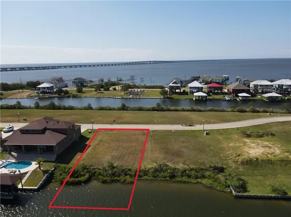 1409 Clipper Island Rd, Slidell, LA 70458