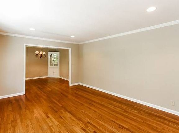 Formal Living Eoom