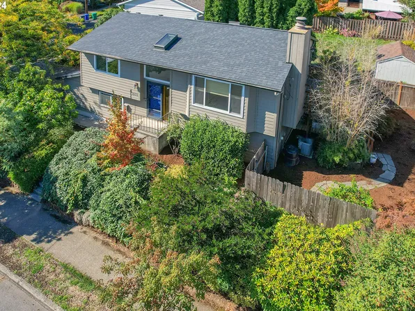 1531 SE 76th Ave, Portland, OR 97215