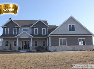 23619 113th St, Trevor, WI 53179