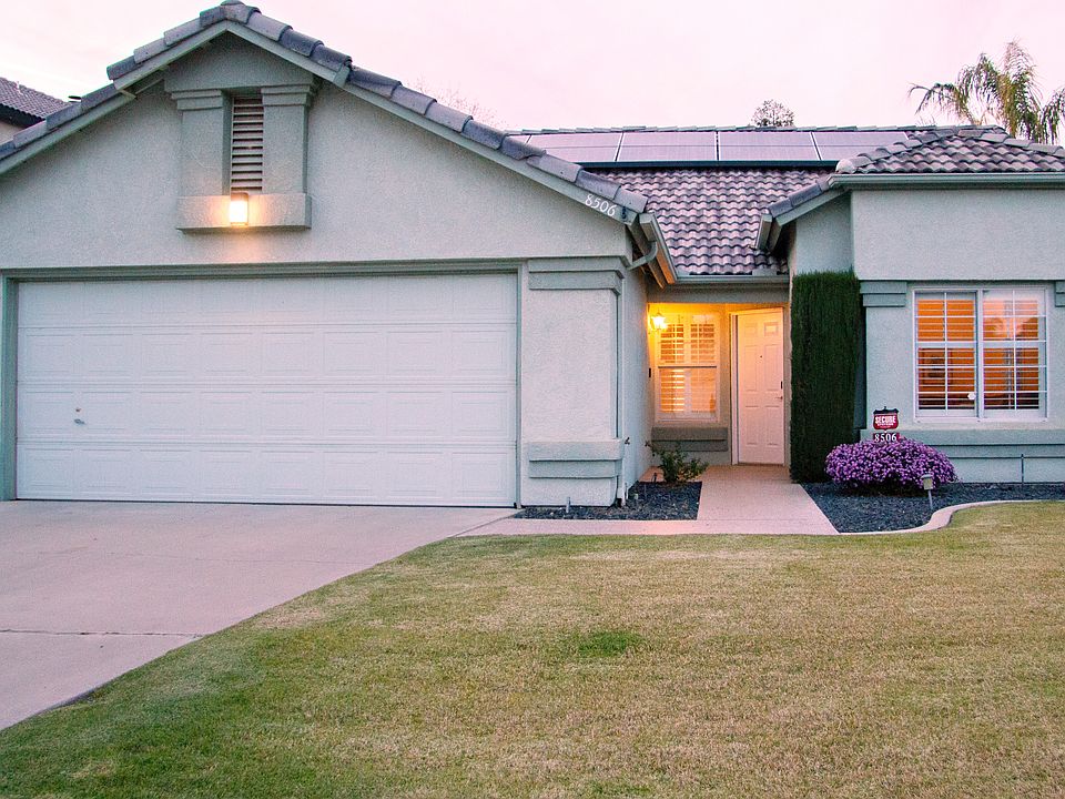 1st image of 8506 Blue Heron Dr