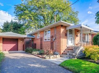 94 Broadlands Blvd, Toronto, ON M3A1J7