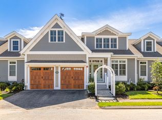 22 Canter Brook Ln #22, Hamilton, MA 01982