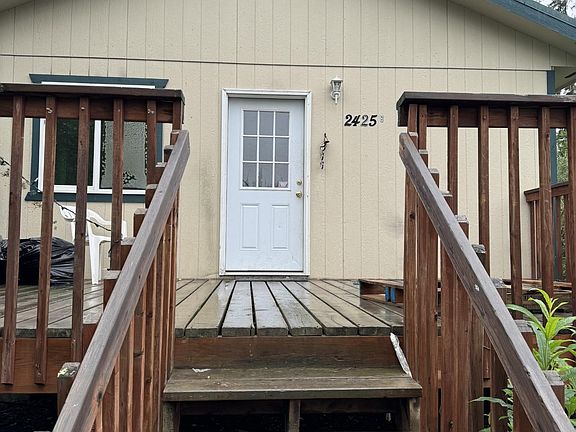 4th image of 2425 & 2345 Maria St
