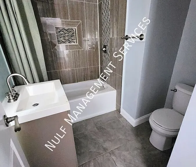 4556 Carroll St #1 — Photo 3