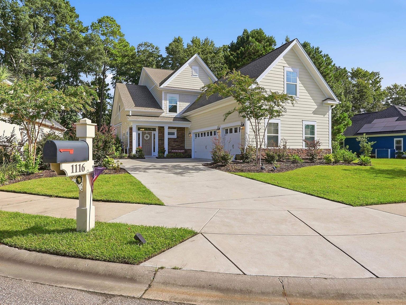 1116 Maccoa Dr.