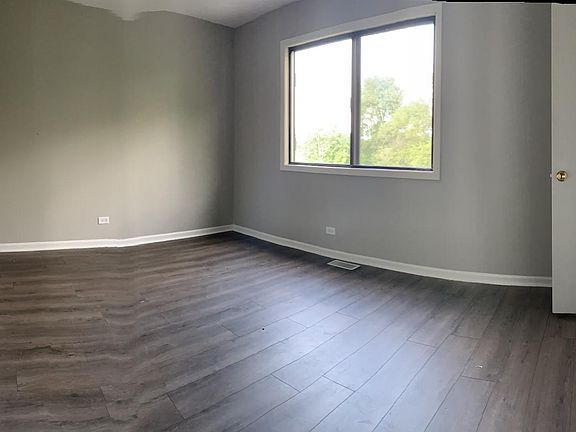 3rd image of 6267 Kit Carson Dr #6267