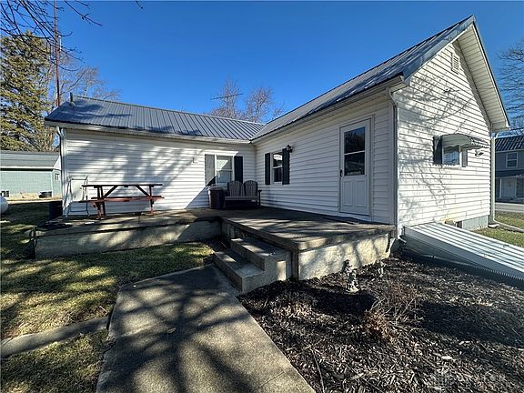 5th image of 3774 State Route 121