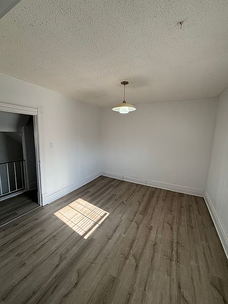 Winnipeg Apartment for rent - 2 Bedrooms — photo 12