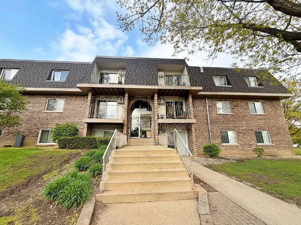 841 Blossom Ln, Prospect Heights, IL