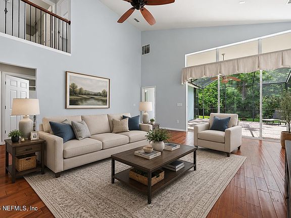 3rd image of 9229 ROSEWATER Lane