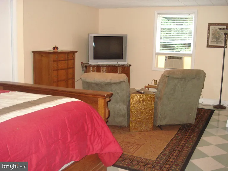 28 Mason Ln #BASEMENT — Photo 11