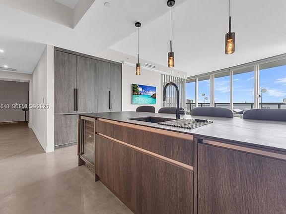5th image of 888 Biscayne Blvd APT 2409