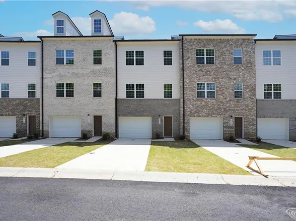4964 Villager Ln, Stone Mountain, GA 30083