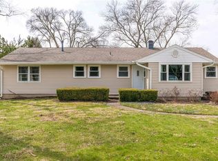 218 Riverside Dr, Troy, OH 45373