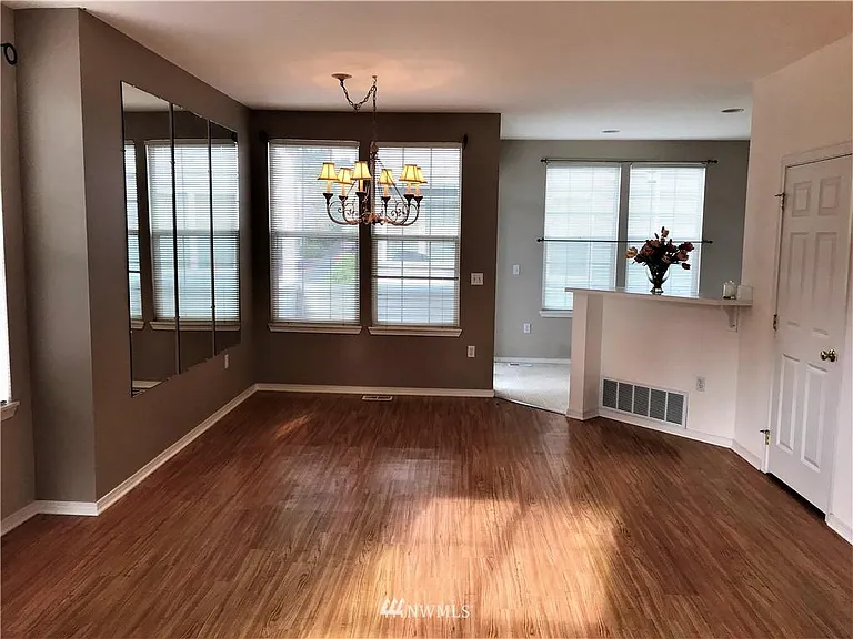 356 227th Ln NE — Photo 14