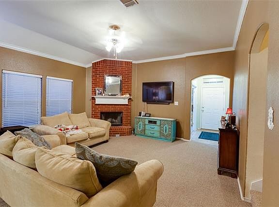 3rd image of 1669 Wildflower Dr