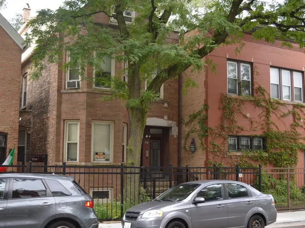 702 S Ada St APT 3, Chicago, IL 60607
