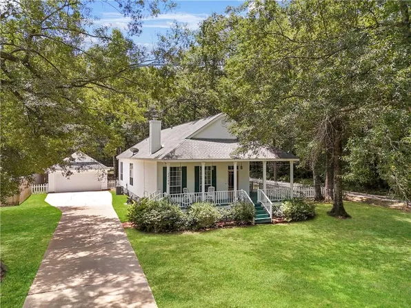 22196 7th St, Abita Springs, LA 70420