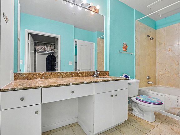 4th image of 3225 Turtle Creek Blvd APT 212