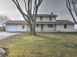 383 W Hight St, Macon, IL 62544