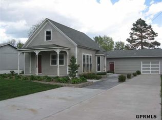 312 S Bryan St, Gretna, NE 68028
